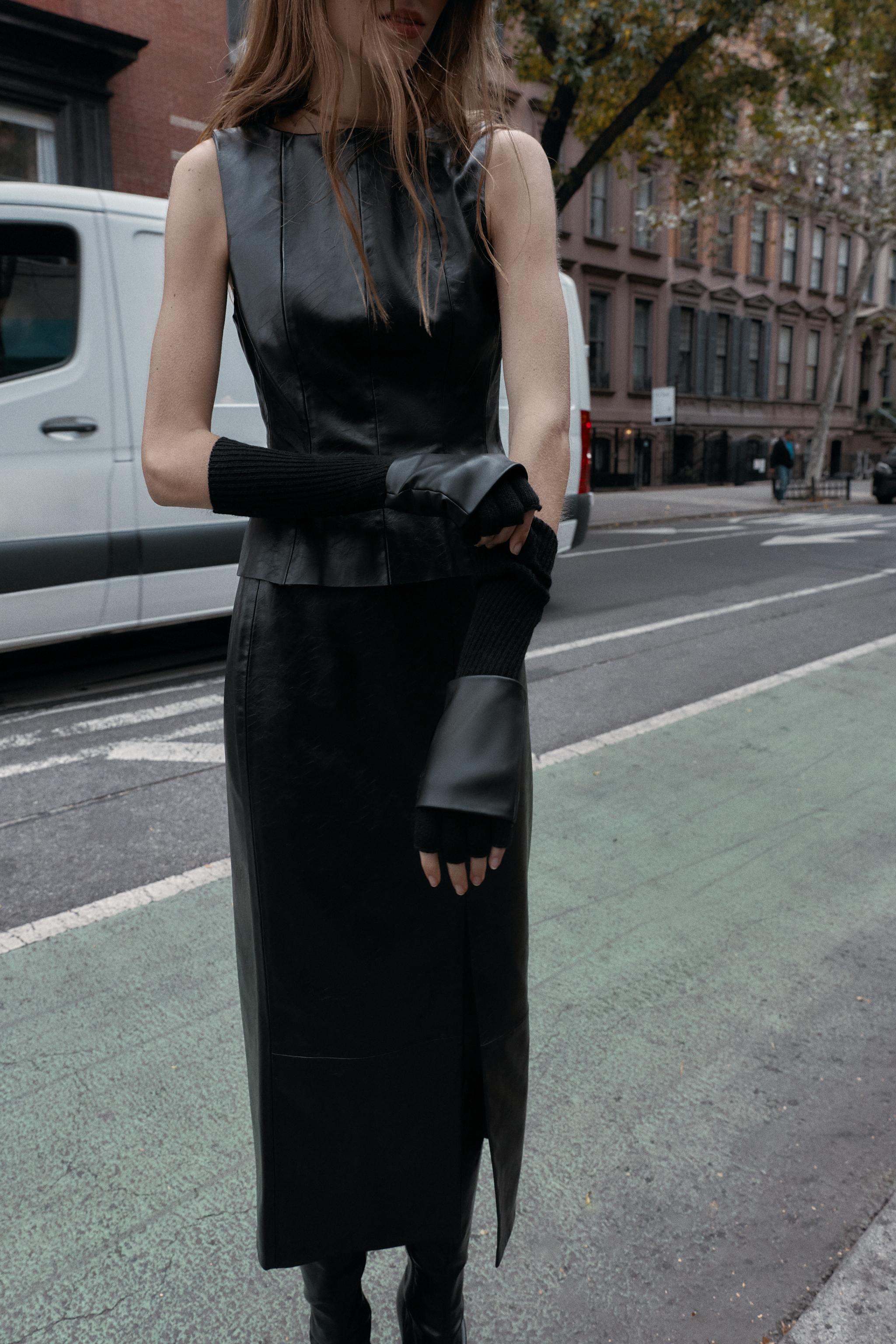 COMBINATION FAUX LEATHER MITTENS